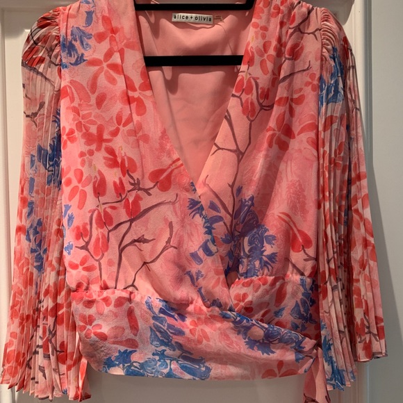 Alice and Olivia top - Picture 2 of 4